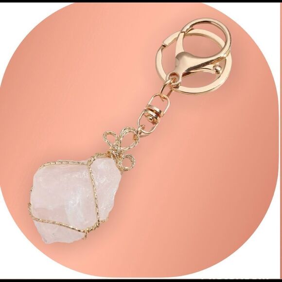 3/$25❗️Crystal Stone Wire Wrap Keychain - Picture 1 of 2